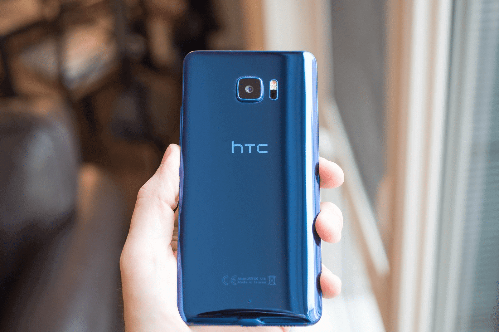 Install Official TWRP 3.1.1 Custom Recovery On HTC U Ultra 1